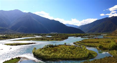 nyangrivera|Nyang River at Nyingchi County Tibet .